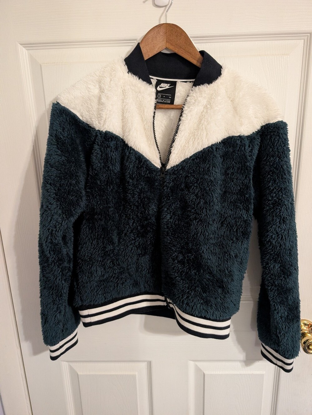 Nike Womens Jacket Green Sherpa Full Zip Bomber Size Small